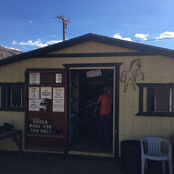 Rainbow Ridge Ranch - Cute office at Rainbow Ridge Ranch ! - Horseback Riding Near Me - Palmdale, California