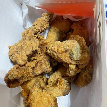 シューズ KFC University of Louisville - Alumna launches KFC's first signature