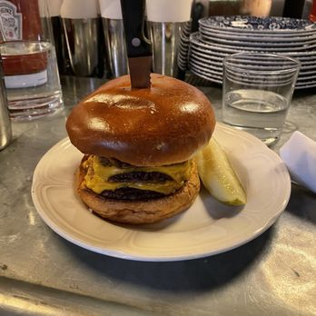 Au Cheval - Triple burger - Bars Near Me - Chicago, Illinois Au Cheval - Triple burger - Bars Near Me - Chicago, Illinois