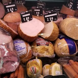 Fox's Bakery And Delicatessen