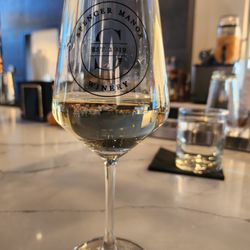 Spencer Manor Winery - This pour is not normal