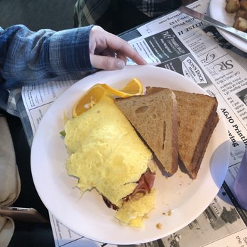 Kitchen Little - Omelette - Breakfast & Brunch Near Me - Mystic, Connecticut Kitchen Little - Omelette - Breakfast & Brunch Near Me - Mystic, Connecticut