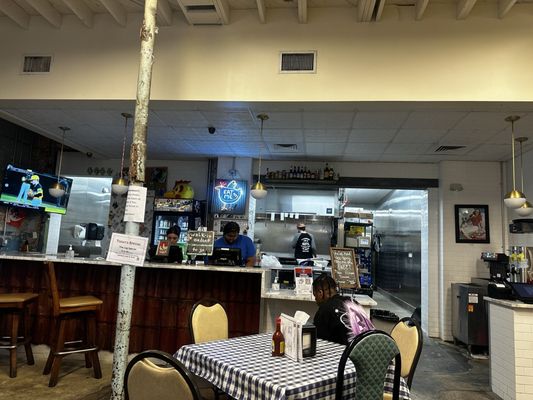 Gus's World Famous Fried Chicken by null