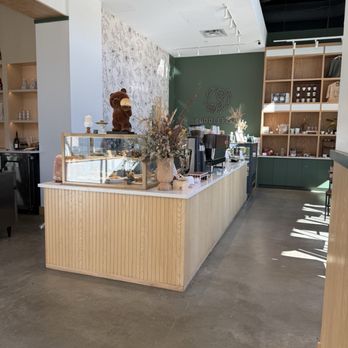 Cuddlefish - Cafe inside - Coffee & Tea Near Me - Dunwoody, Georgia
