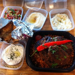 Restaurang Amira - En Kafta take away. Mycket mat för strax över hundralappen.