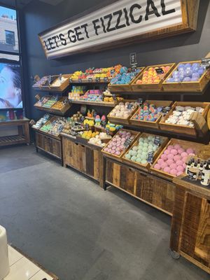 Lush Cosmetics Boulder by null