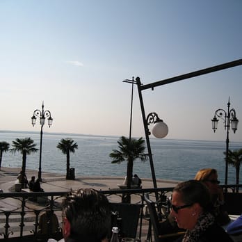 Classique - View of Lake Garda from Classique terrace - Italian Near Me - Lazise, VR