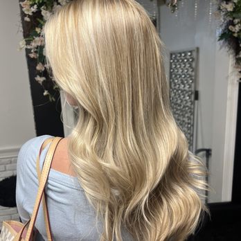 Keo Designs - Blonde highlights - Makeup Artists Near Me - Bethesda, Maryland Keo Designs - Blonde highlights - Makeup Artists Near Me - Bethesda, Maryland