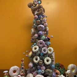 Jmc Donuts - Holiday donut shrine