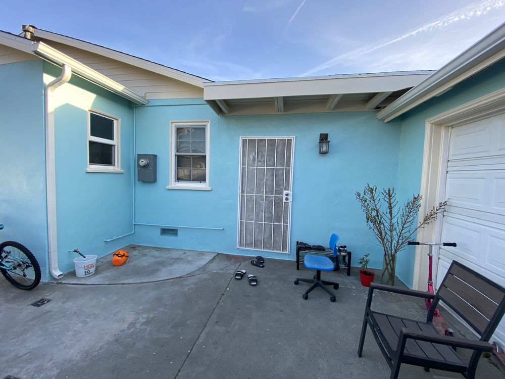 Slide of Rhino Building Solutions