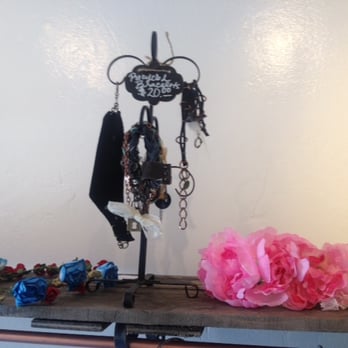 Gold Salon and Boutique - Cute crafted braclets - Hair Stylists Near Me - Long Beach, California Gold Salon and Boutique - Cute crafted braclets - Hair Stylists Near Me - Long Beach, California