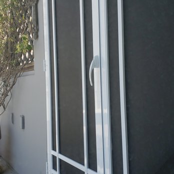 Roy's Screen Services - Outside of new screen door - Windows Installation Near Me - Los Angeles, California Roy's Screen Services - Outside of new screen door - Windows Installation Near Me - Los Angeles, California