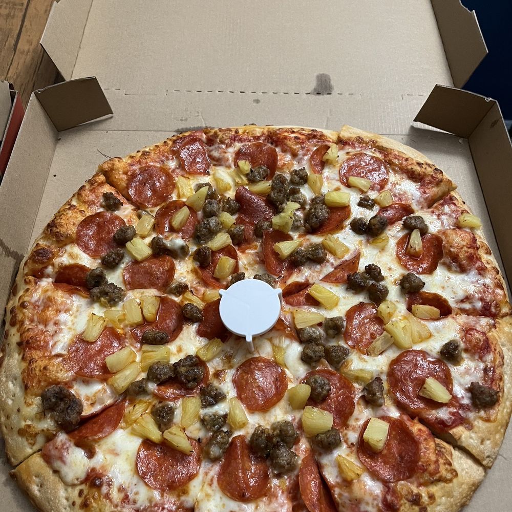 Big T's Pizza - Pizza Near Me - Whittier, California