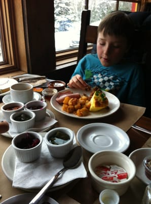 Restaurant au petit Poucet by null