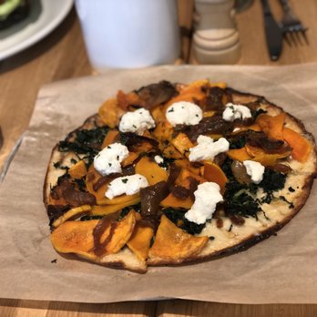 True Food Kitchen - Butternut Squash Pizza (Seasonal) - New American Near Me - Chicago, Illinois