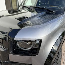 Even the headlights were detailed and wrapped. Even the headlights were detailed and wrapped.