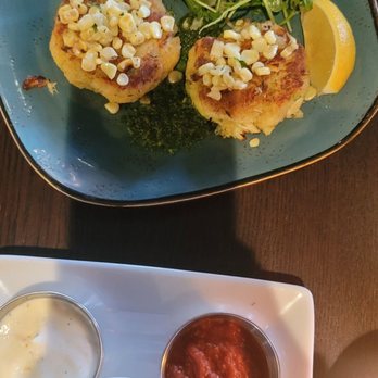 Latitude 34 - Crabcakes are tasty. - New American Near Me - Camarillo, California Latitude 34 - Crabcakes are tasty. - New American Near Me - Camarillo, California