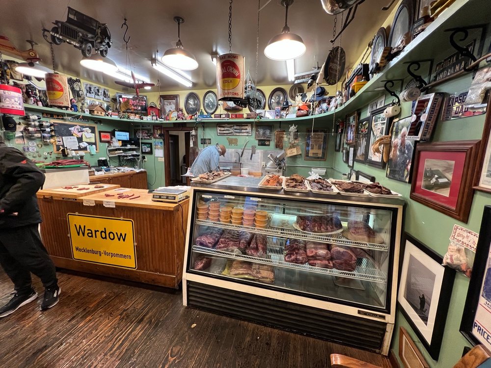 Lange's Old Fashioned Meat Market Logo
