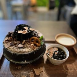 OH Dessert Cafe - Hojicha milk tea bingsoo
