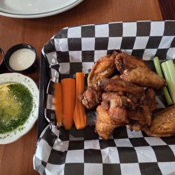 Maxie's - Wings with sauce on side - Breakfast & Brunch Near Me - Las Vegas, Nevada