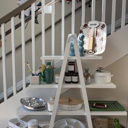 61 Main Cafe & Boutique