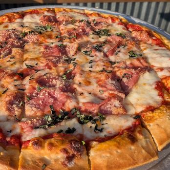 Brisa Do Mar - Carnivore Pizza - Mediterranean Near Me - Milwaukee, Wisconsin