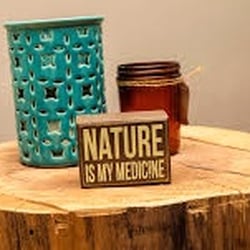 Renee Michelle Therapeutic Massage Specialist - Candles and wonderful smells!
