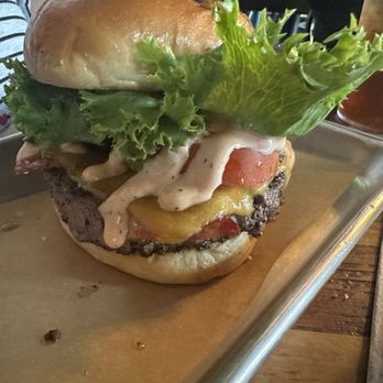 Sid's Garage - Burger - Beer Bar Near Me - Boise, Idaho Sid's Garage - Burger - Beer Bar Near Me - Boise, Idaho