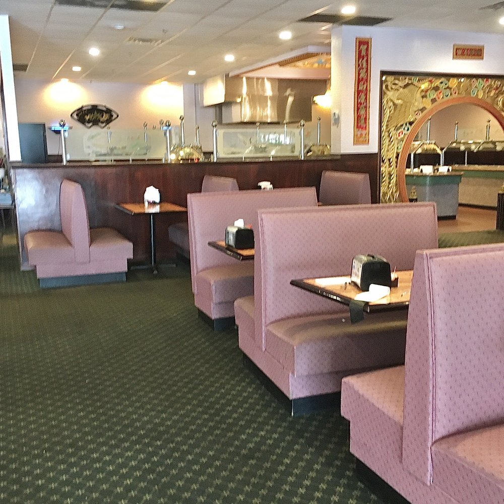 China House Buffet - This photo makes China House look better than it does in person. - Chinese Near Me - Saint Charles, Missouri