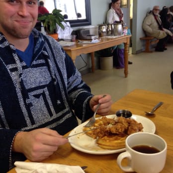 Fort Jesse Cafe - Chicken and waffles - Breakfast & Brunch Near Me - Normal, Illinois