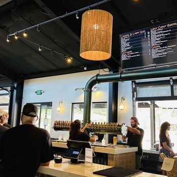 Moonraker Millhouse - Nice bar and staff - Breweries Near Me - Cameron Park, California
