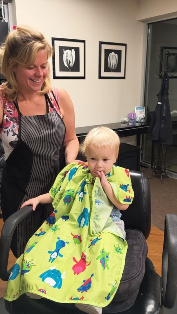Kirsten Fossen -  The Shores Hair Design Logo