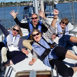 Sail Northwest Charters - Charter guests having fun on Hopscotch