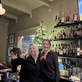 Tresetti's - Team! - Comfort Food Near Me - Modesto, California