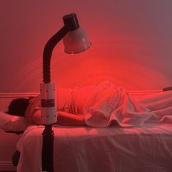 Acupuncture Pain Care Clinic - The treatment in progress