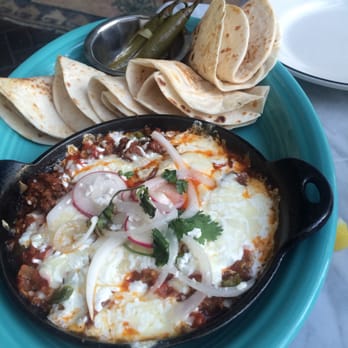 Ocho - Chorizo Queso (homemade tortillas I believe) - Lounges Near Me - San Antonio, Texas