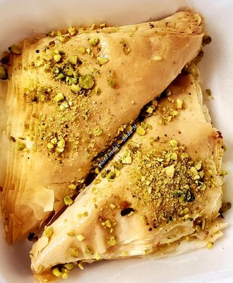 Forn Al Hara by null