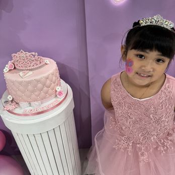 Daisy's Amazing cakes - Cupcakes Near Me - San Diego, California Daisy's Amazing cakes - Cupcakes Near Me - San Diego, California