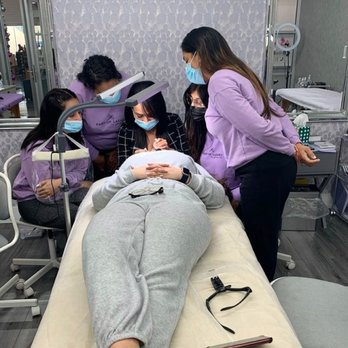 GLASH - Eyelash Service Near Me GLASH - Eyelash Service Near Me