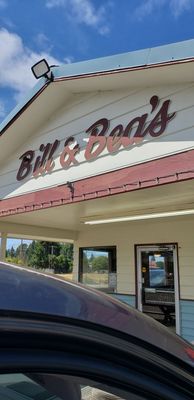 Bill & Bea's Drive In by null