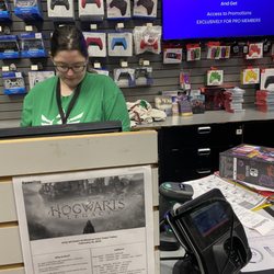 Gamestop - GameStop manager?