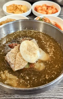 Tang Tang Tang by null