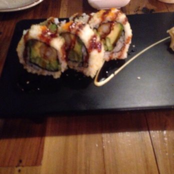 Hands On - Addison St. - Sushi Bars Near Me - Chicago, Illinois
