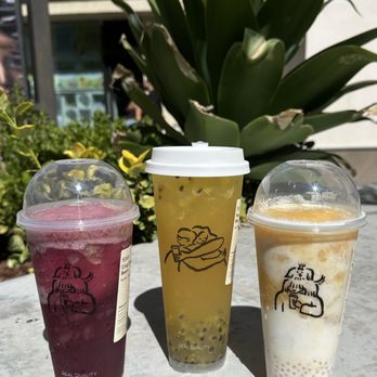 Heytea - left to right: crisp grape boom, passion fruit blast & coconut mango boom - Bubble Tea Near Me - Monterey Park, California Heytea - left to right: crisp grape boom, passion fruit blast & coconut mango boom - Bubble Tea Near Me - Monterey Park, California