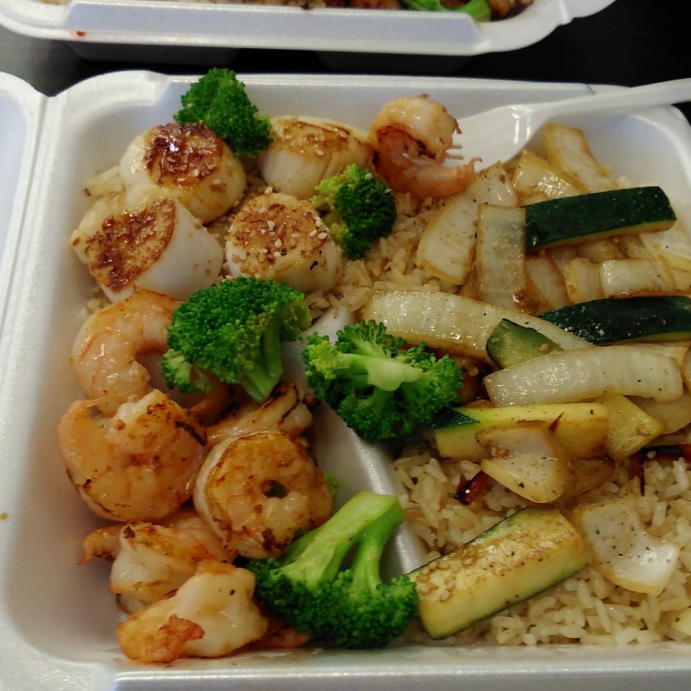 Hibachi Grill - Hibachi Scallops and Shrimps w/zucchini and onions - Japanese Near Me - Pickering, Ontario Hibachi Grill - Hibachi Scallops and Shrimps w/zucchini and onions - Japanese Near Me - Pickering, Ontario