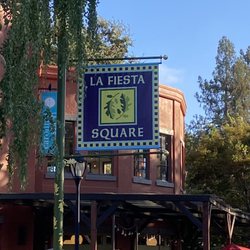 La Fiesta Square