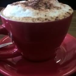 Loot Cottage Garden Cafe - Super frothy cappuccino!