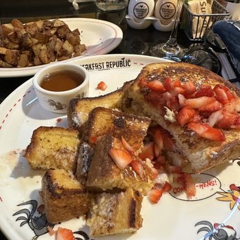 Breakfast Republic - French Toast Carpone - Breakfast & Brunch Near Me - Costa Mesa, California Breakfast Republic - French Toast Carpone - Breakfast & Brunch Near Me - Costa Mesa, California