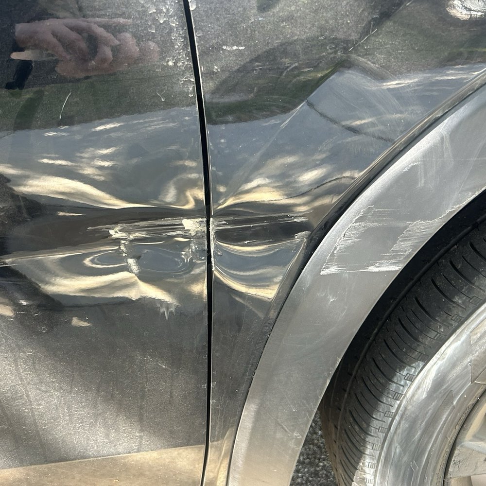 Dent Man - Passenger door damage - Body Shops Near Me - Santa Clarita, California