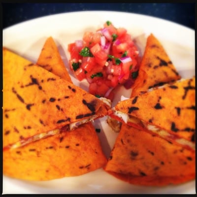 Henry's Uptown Bar by null